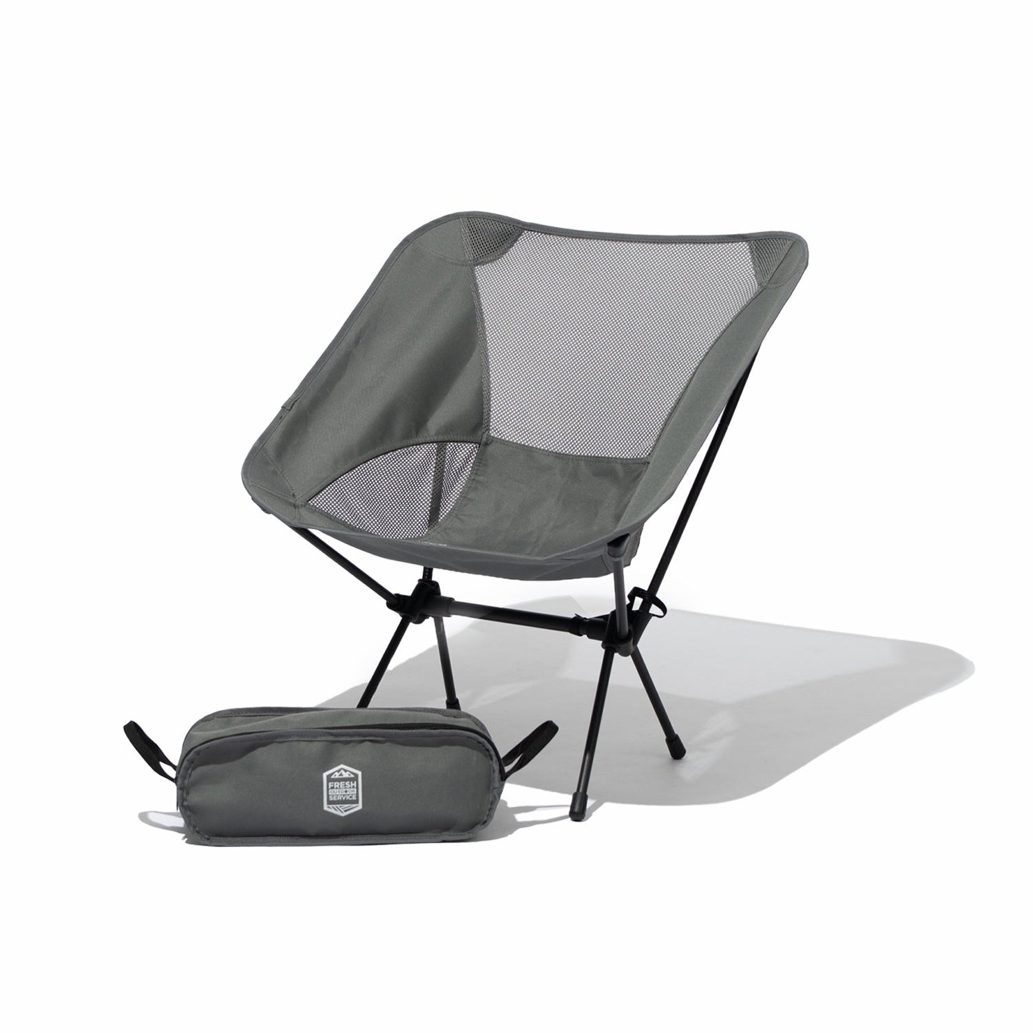 COMPACT FOLDING CHAIR